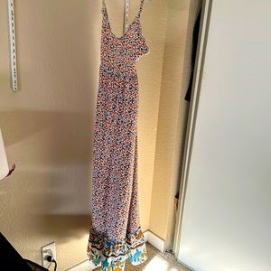 Floral maxi dress size large